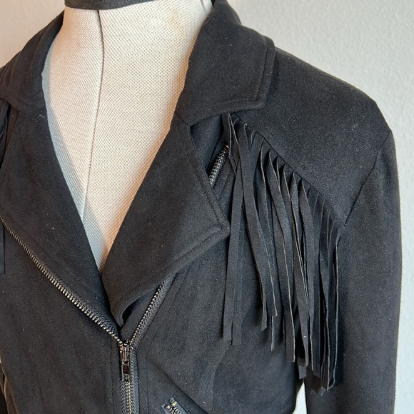 Black fringe faux suede moto jacket - Picture 7 of 10